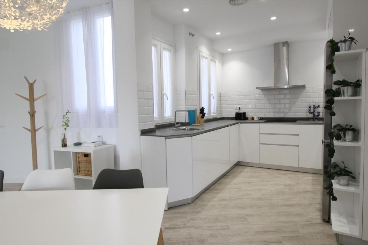 Apartamento Del Parque Flats Puerto Málaga Exterior foto
